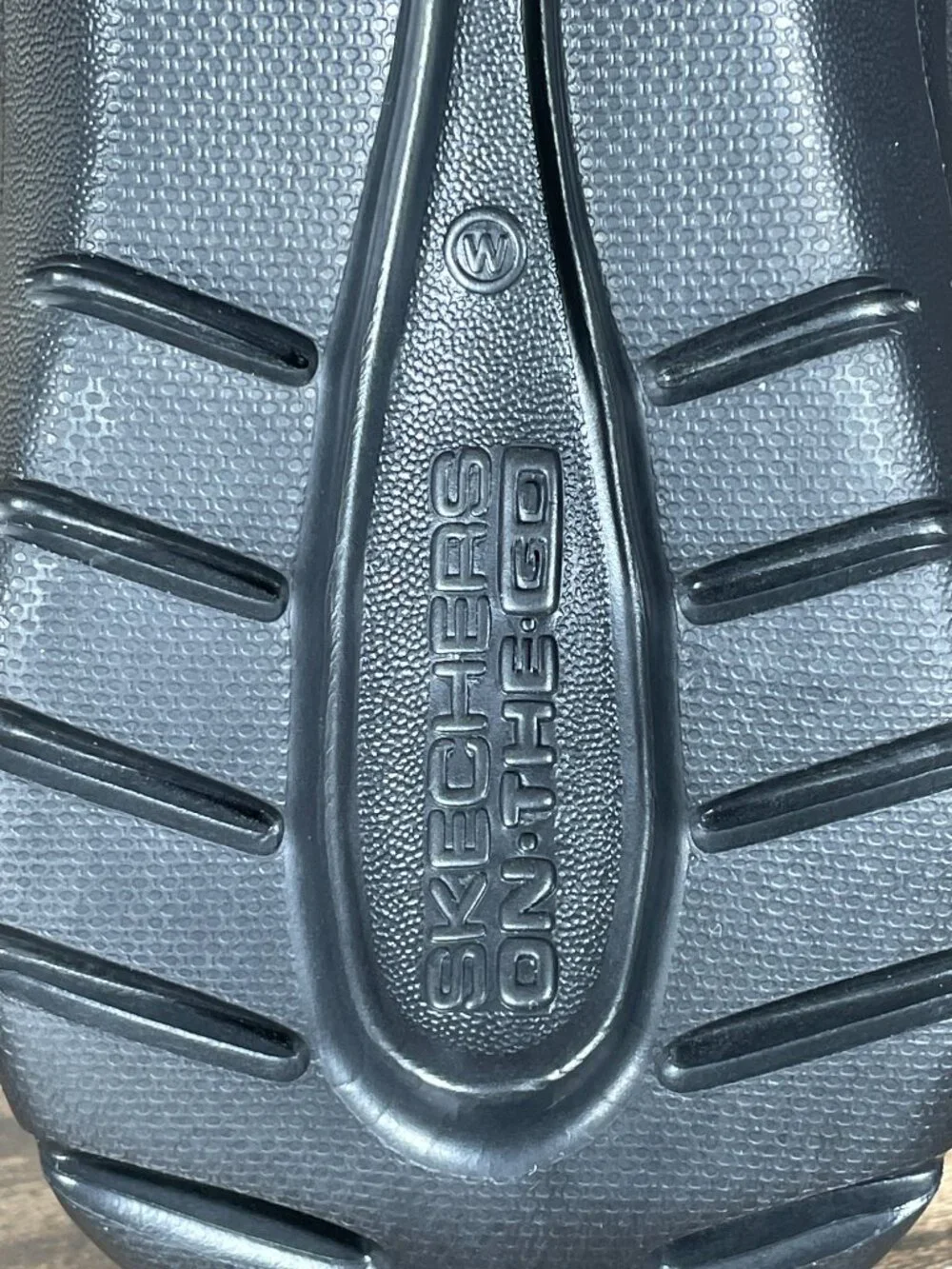 Skechers Slip-ins On The GO Flex Source Shoes Womens Sz 7 Wide Black Hands Free